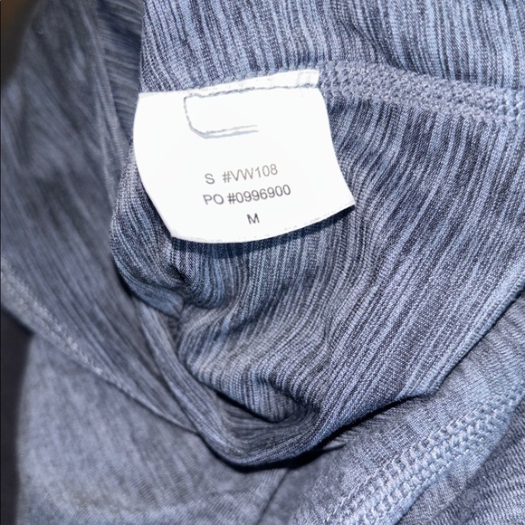 Vuori Lux Performance Tank - Picture 5 of 8